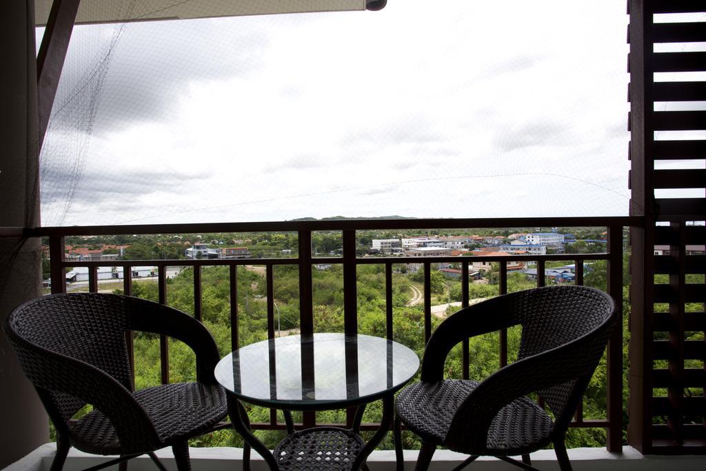 Ratchy Condo Bang Sare Buitenkant foto